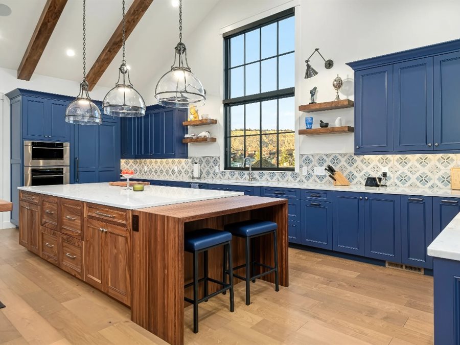 Framed vs frameless cabinet construction comparison
